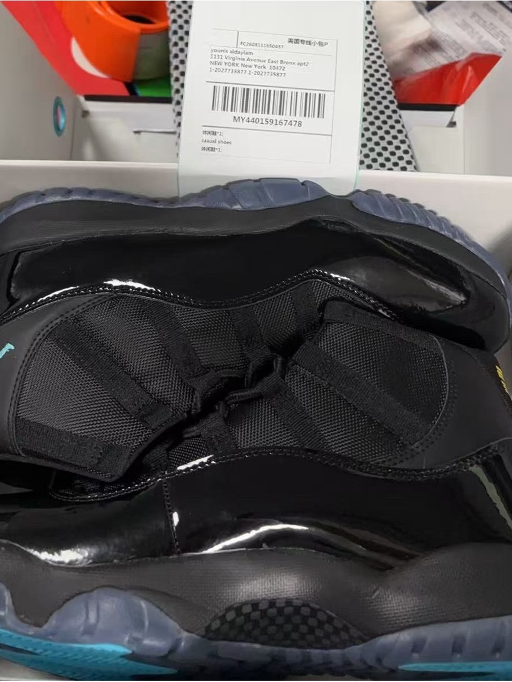 Jordan Men's size 10 gamma 11